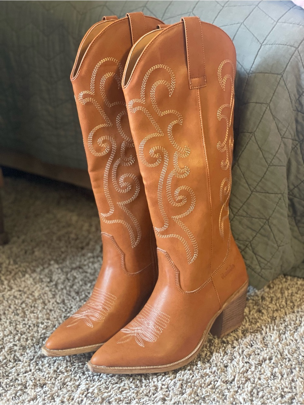 Women's Tan Western Embroidered Leather Heeled Boots